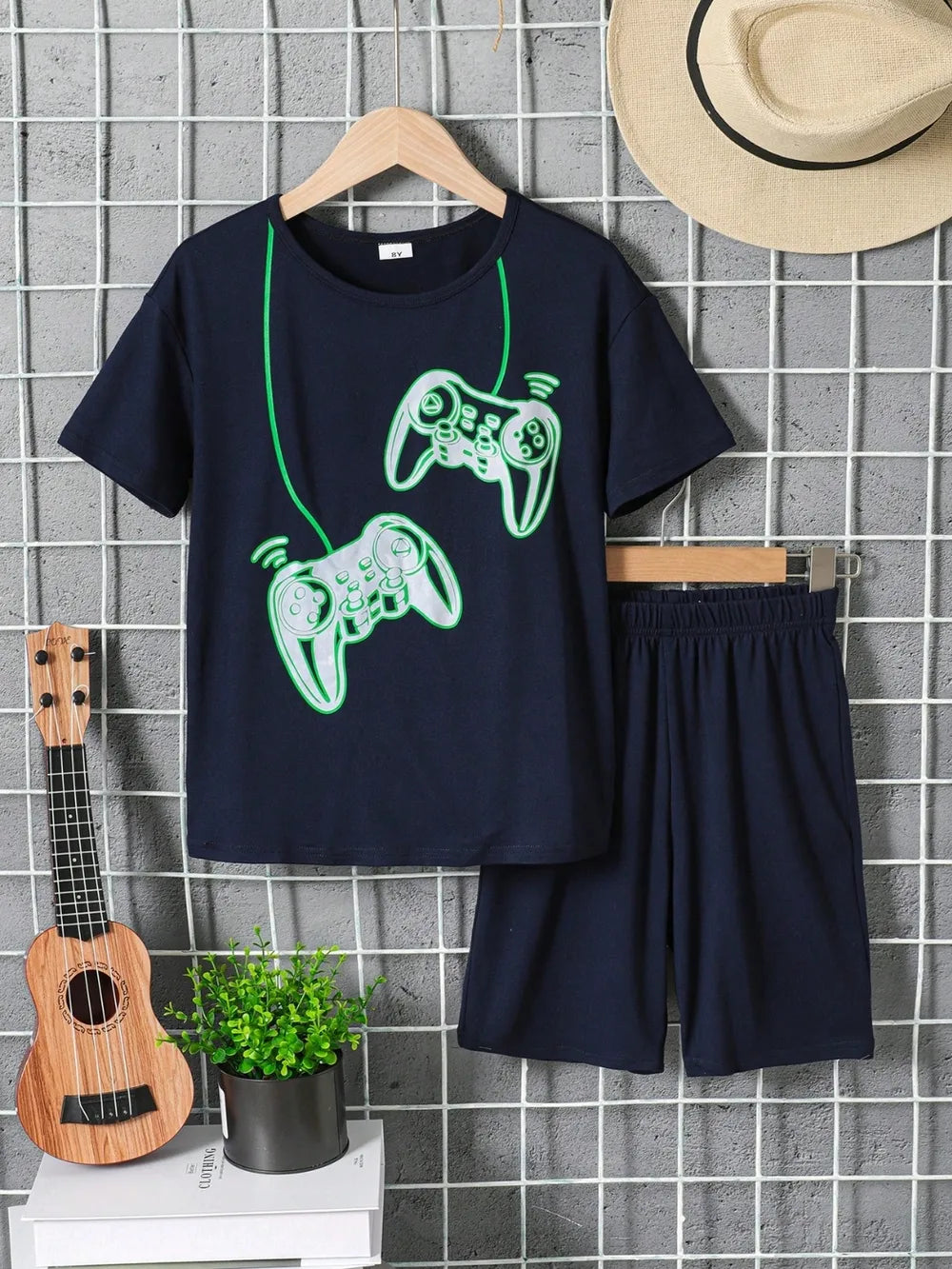 Children's Graphic Round Neck T-Shirt and Pants Set.