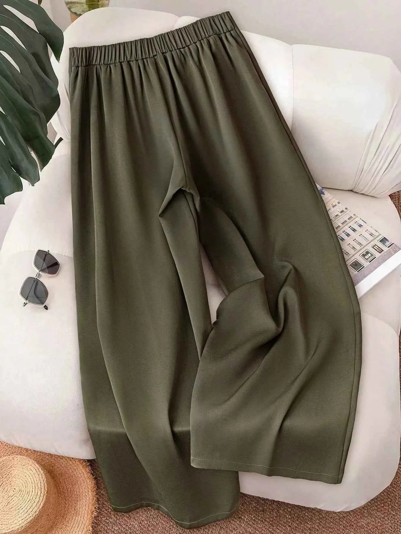 Wide-Leg Button-Accent Pants