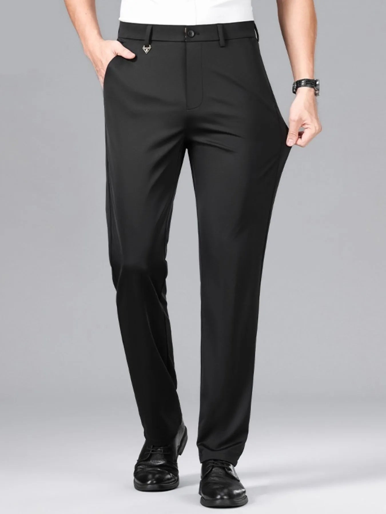 Men's Loose Fit Pants.
