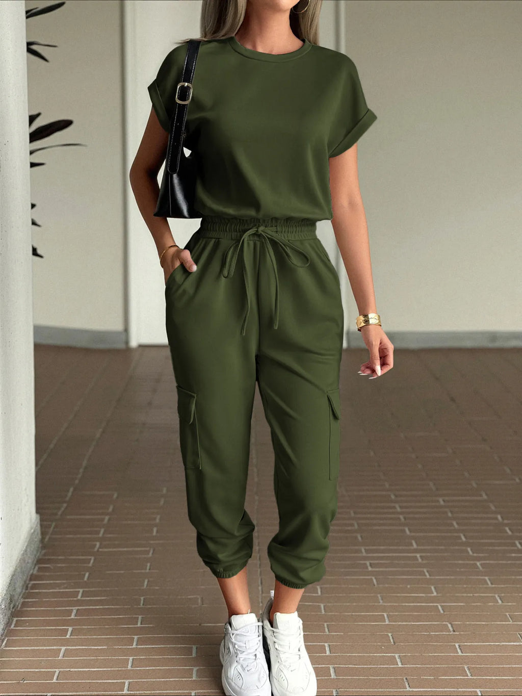 Round Neck Short Sleeve Top and Pants Set.