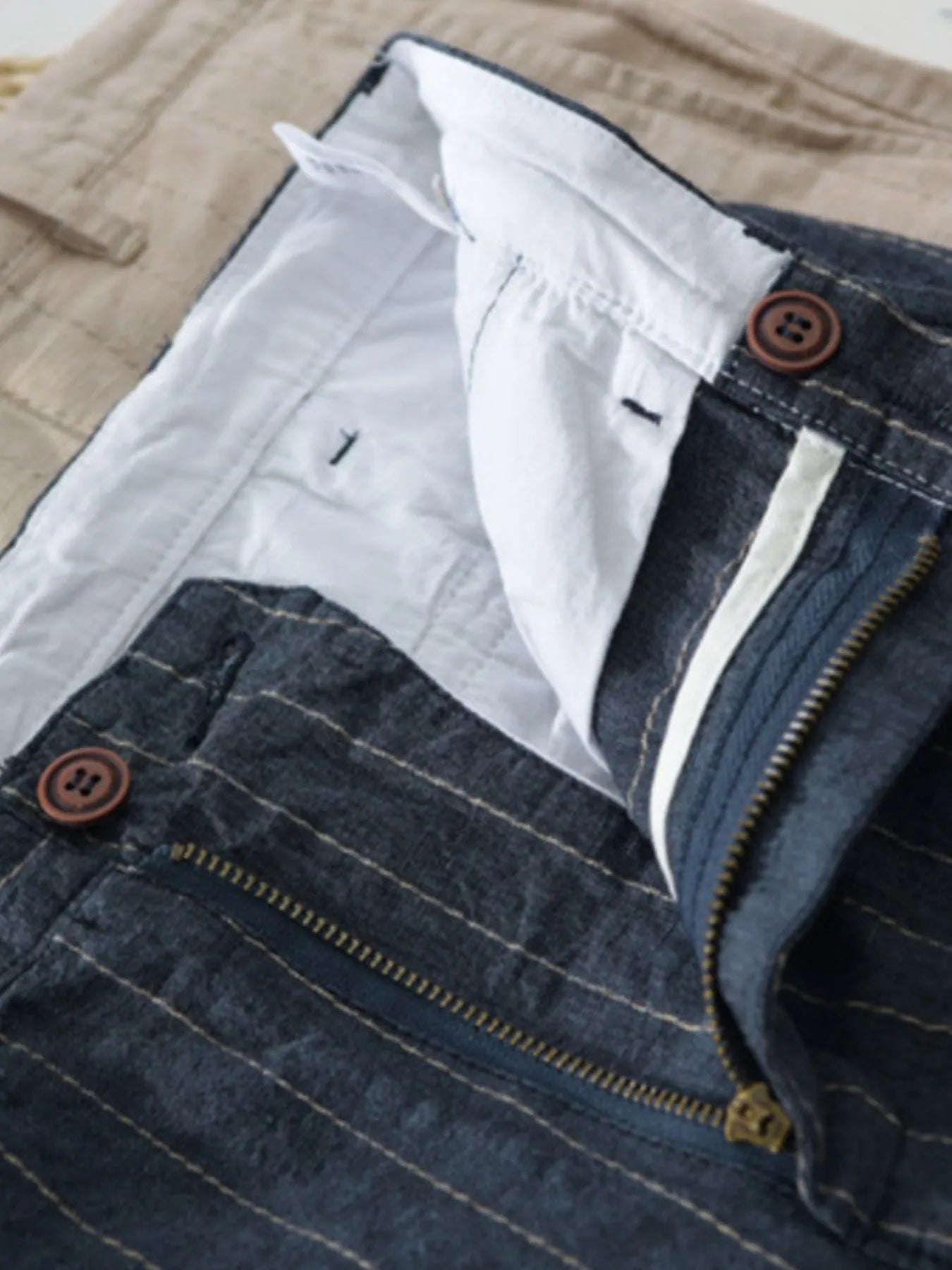 Men's Casual Shorts with Pockets.