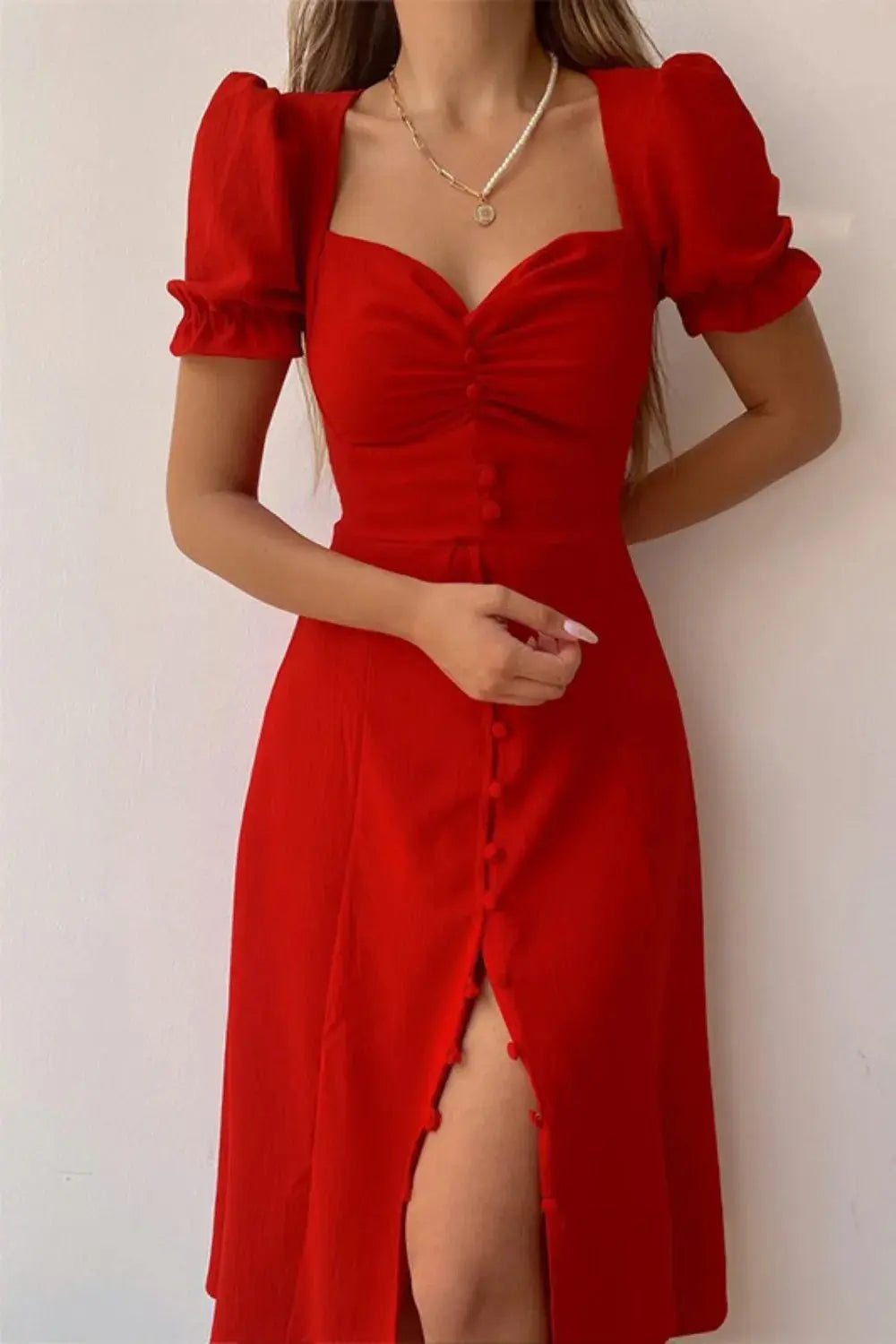 Sweetheart Neck Short Sleeve Dress.