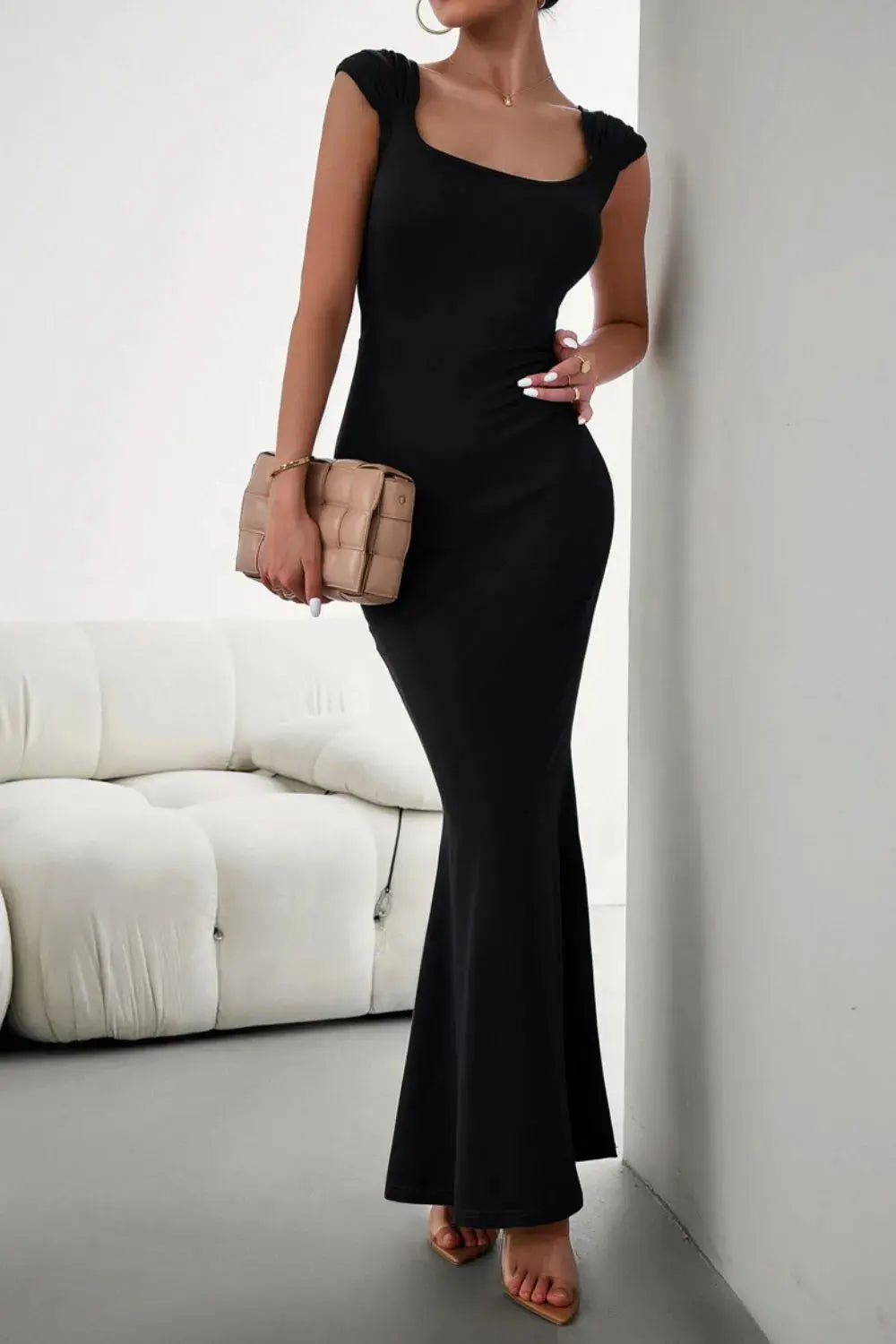 Devine Cap Sleeve Scoop Neck Maxi Dress.