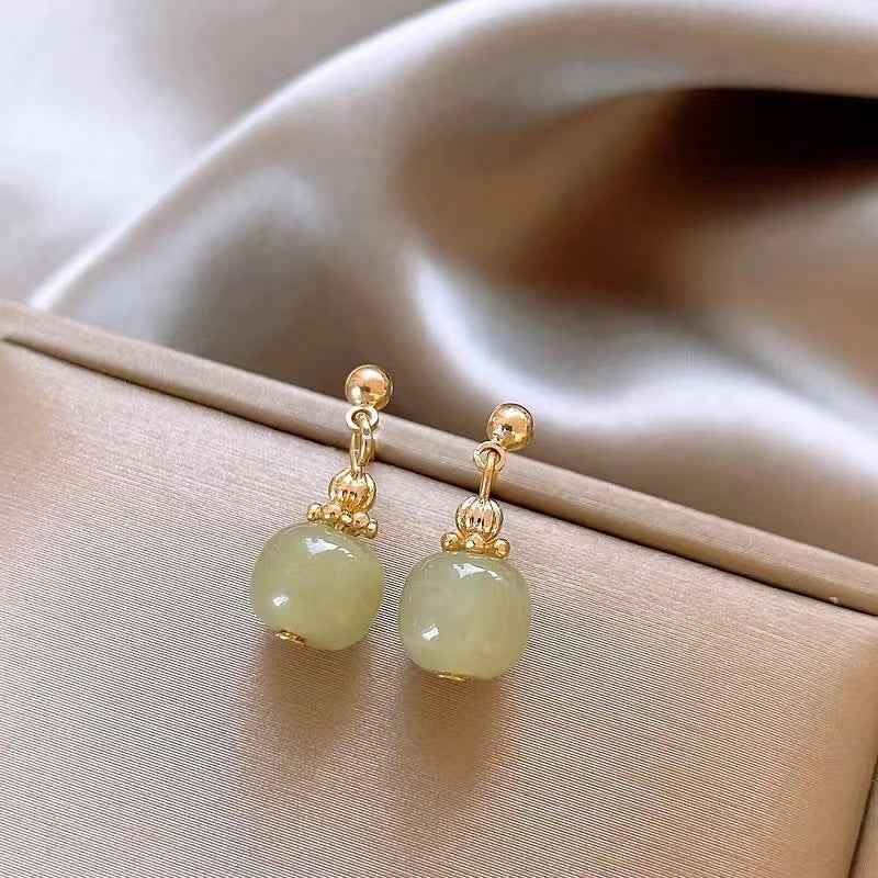 High End S925 Silver Pearl Stud Earrings Female Elegant Temperament Minimalist Fashion Jewelry