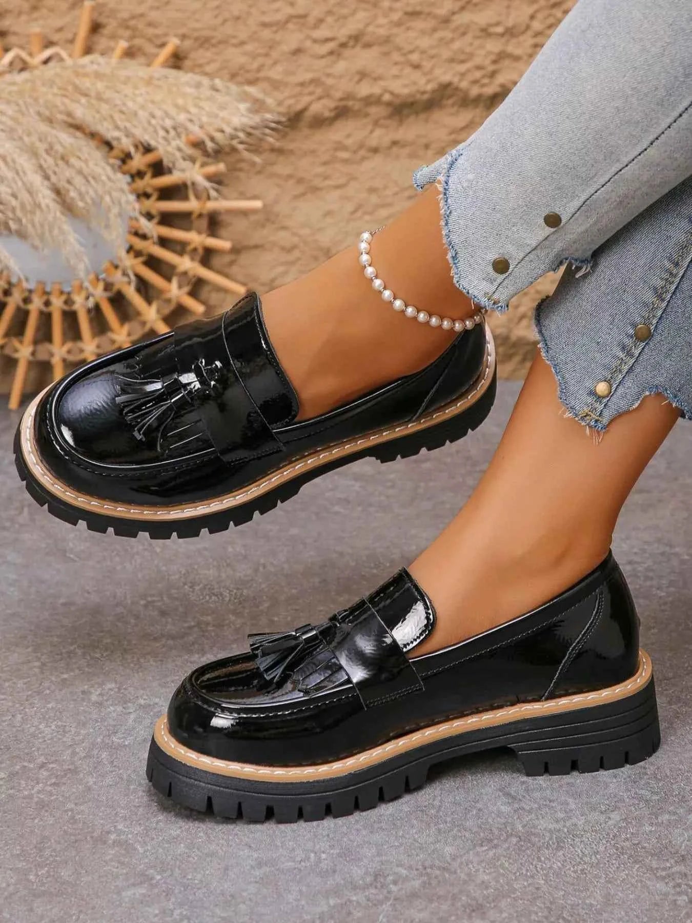 Tassel Round Toe Platform Loafers