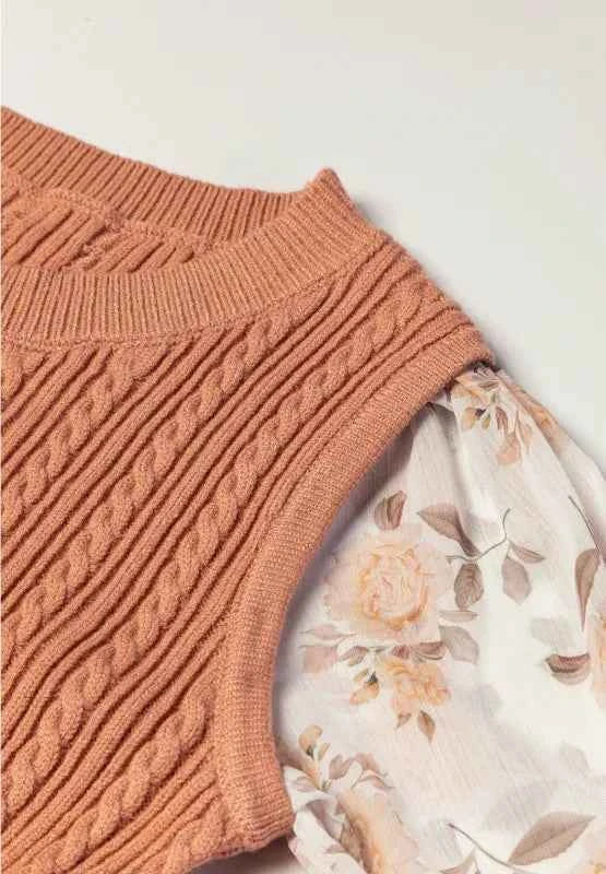 Cable Knit Round Neck Flounce Sleeve Sweater.