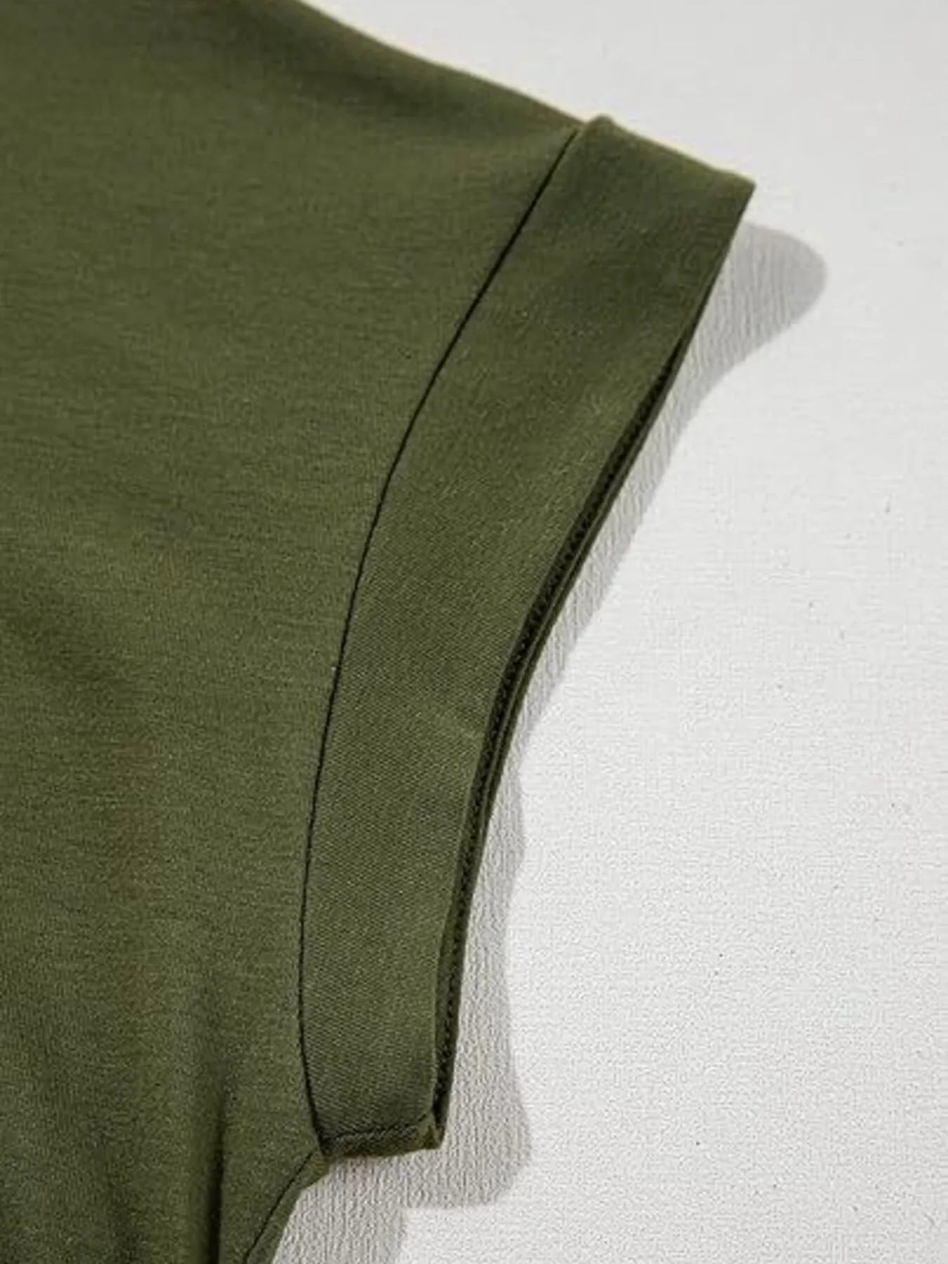 Round Neck Short Sleeve women  T-Shirt.